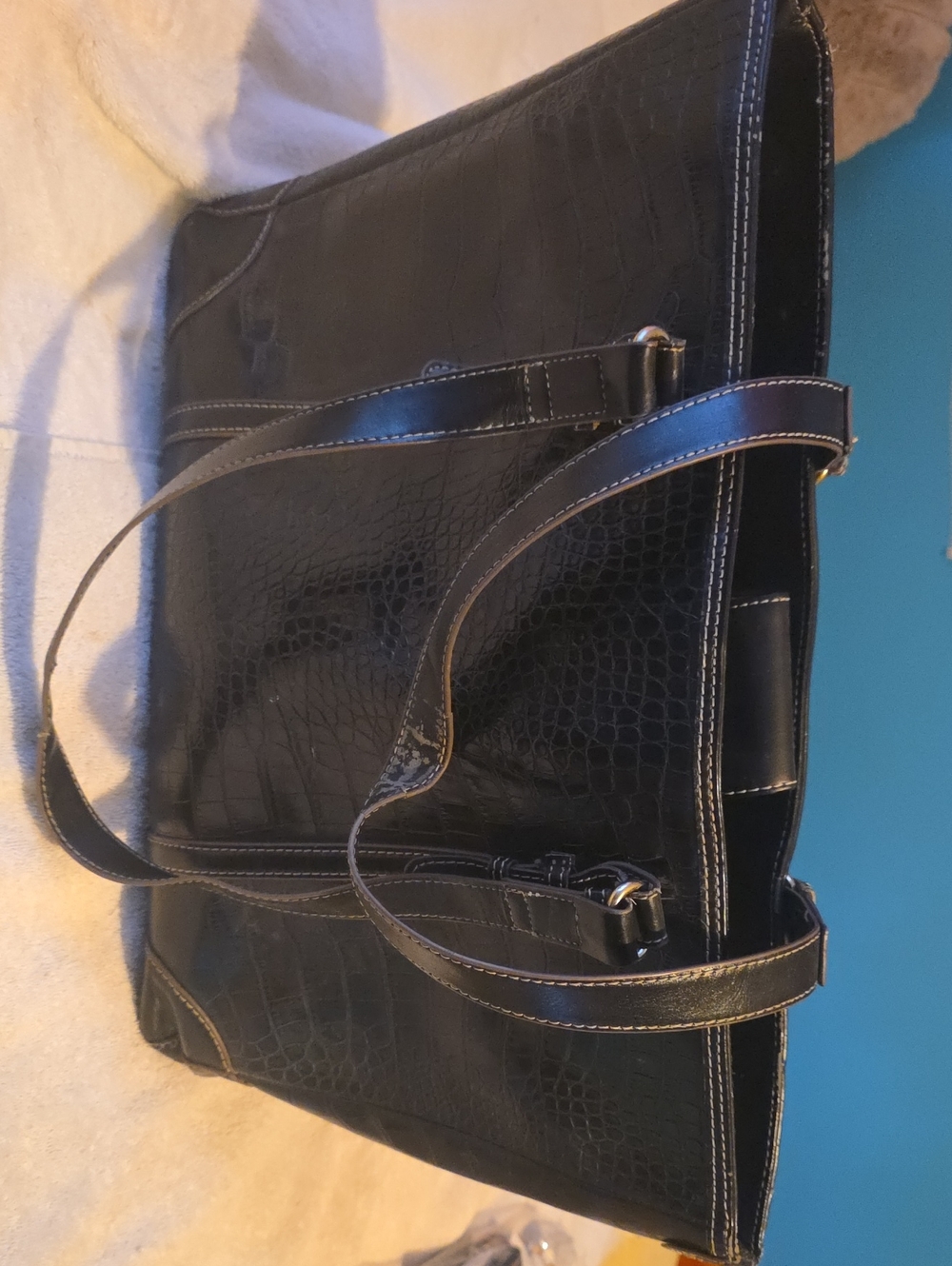 Black Croc-Embossed Tote Bag - Classic Women's Shoulder Bag